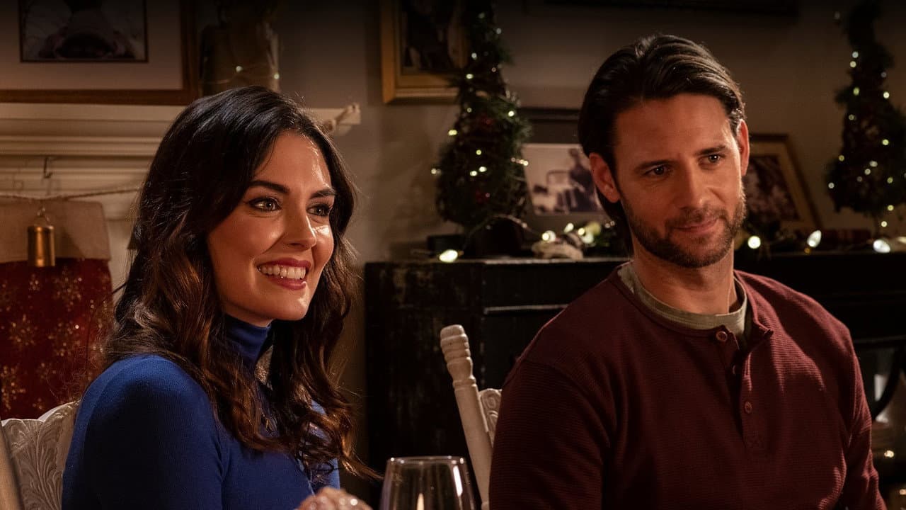 Unlocking Christmas still 3