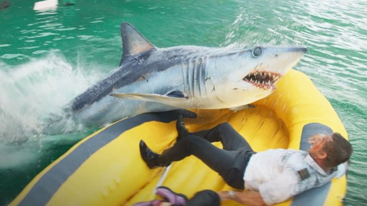 Deep Water Review: A Steamy Thriller That Dives Deep still 5