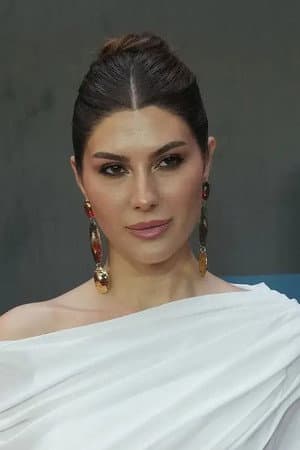 Elnaaz Norouzi’s Biggest Hollywood Role Yet in The Fix