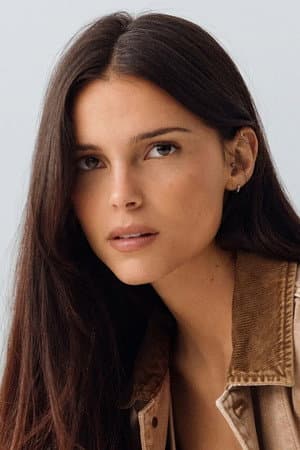 Obsession Star Inde Navarrette: Hollywood’s Hottest Young