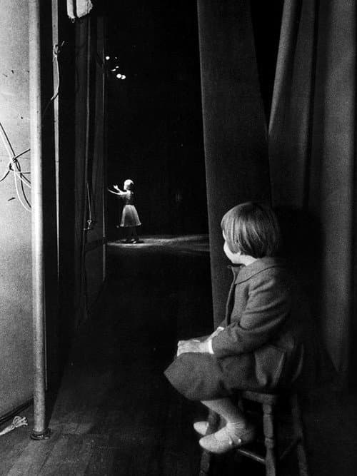 Bright Lights: Starring Carrie Fisher and Debbie Reynolds still 2