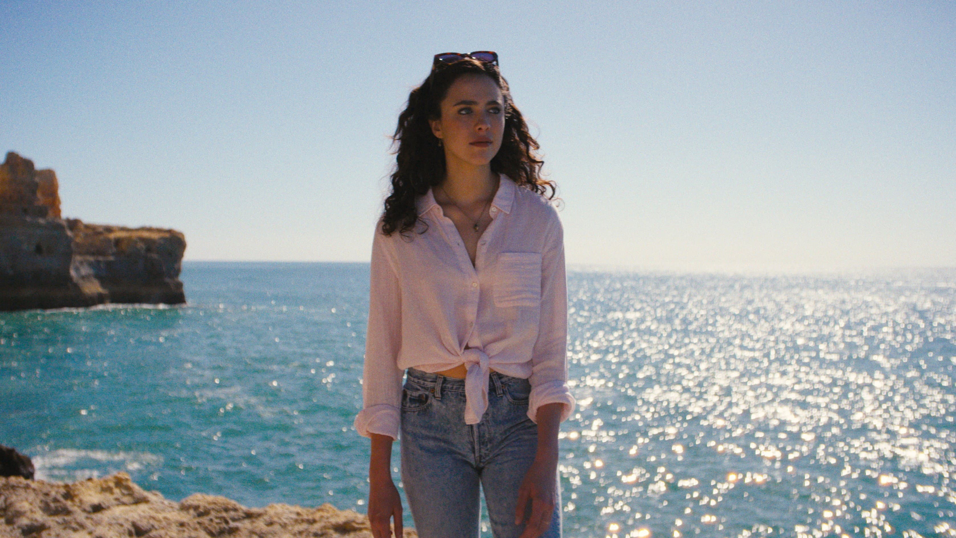Love of Your Life Review: Qualley's Romance Falls Flat