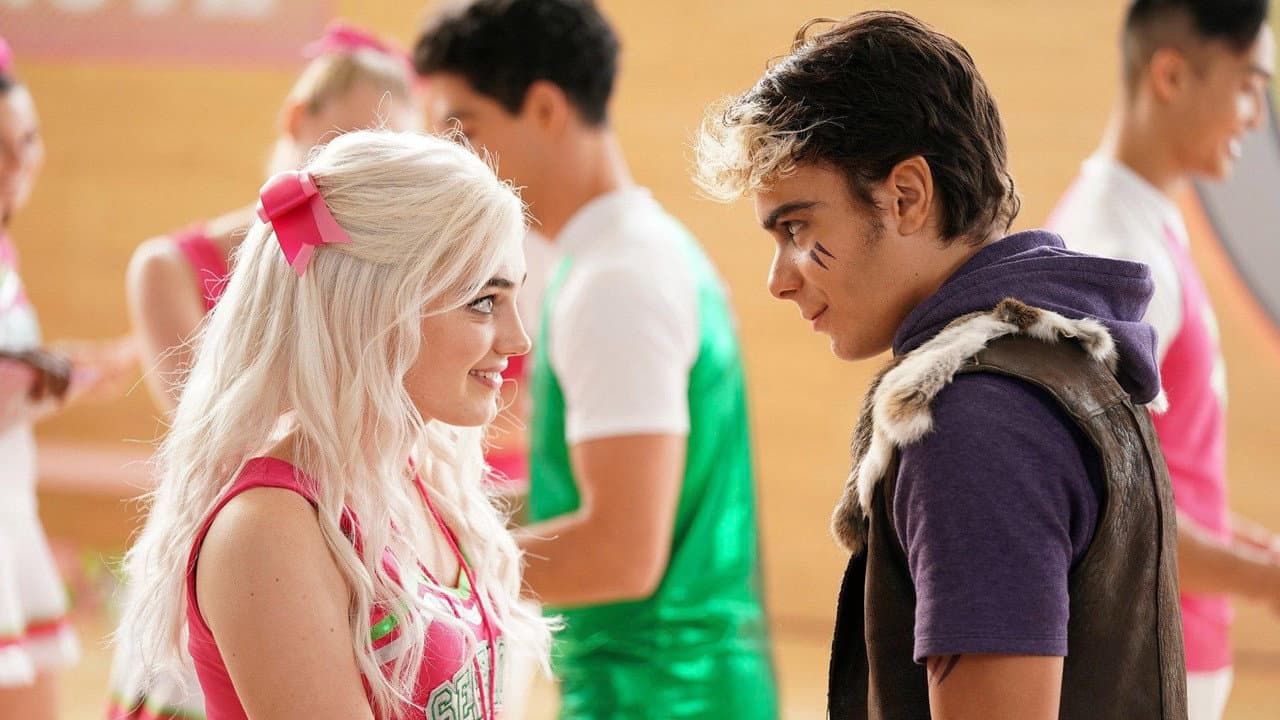 Z-O-M-B-I-E-S 2 still 8