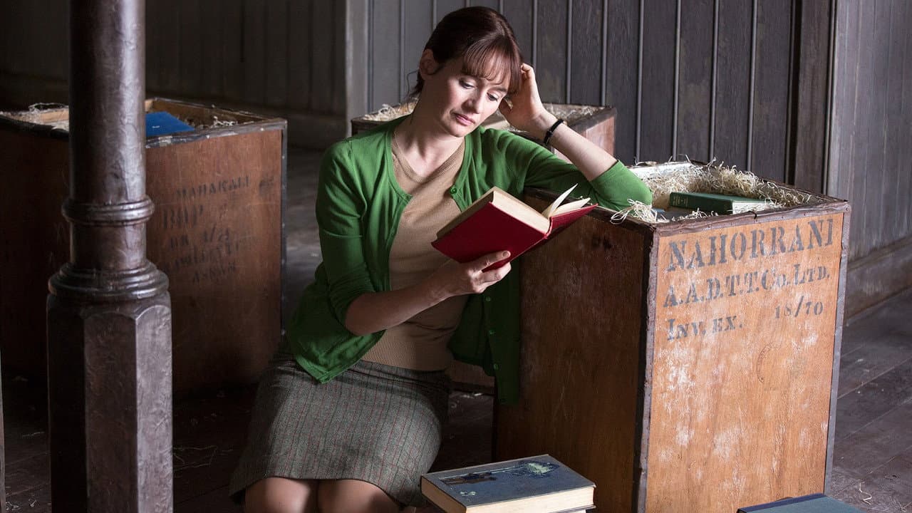 The Bookshop still 6