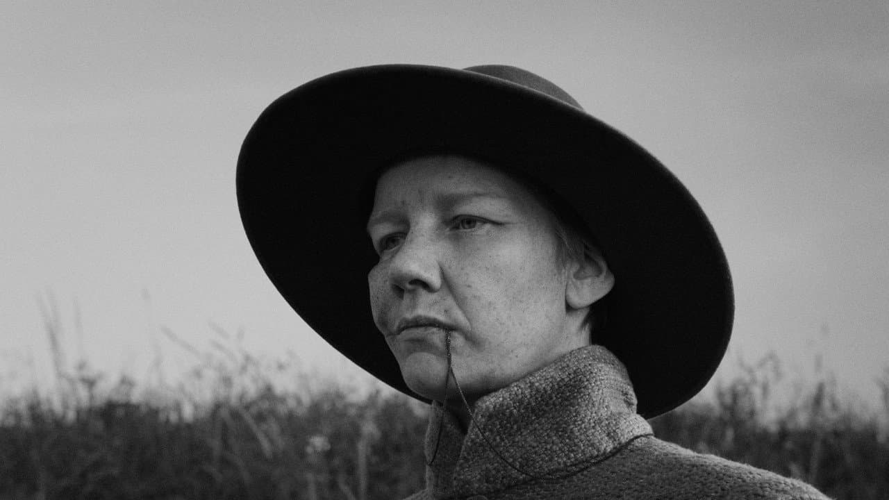 Rose still 8
