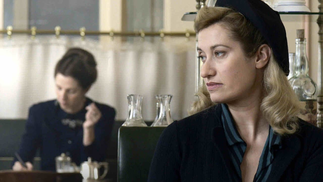 Violette still 7