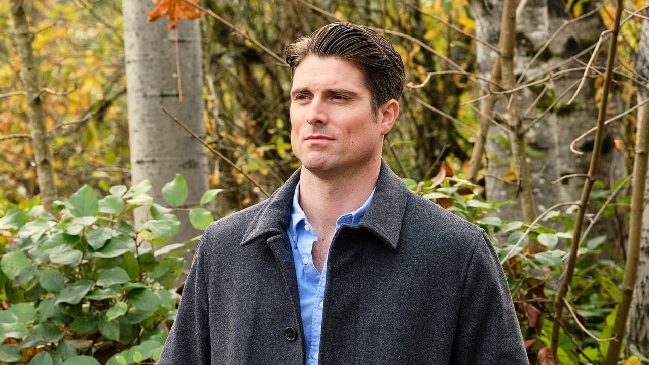 Love on Harbor Island still 3