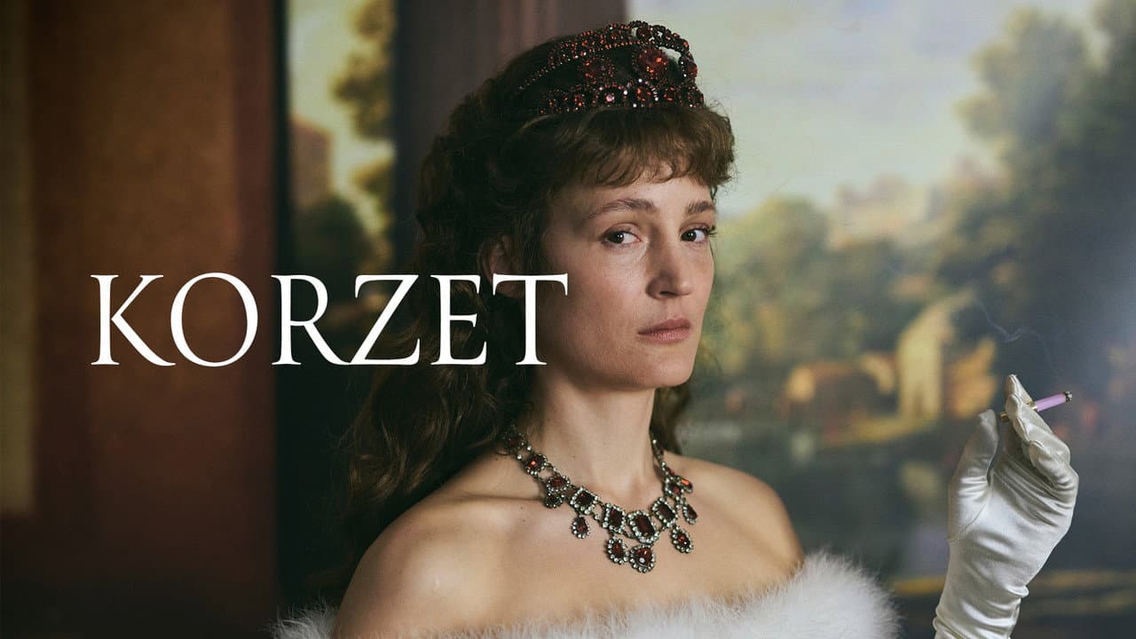 Corsage still 3