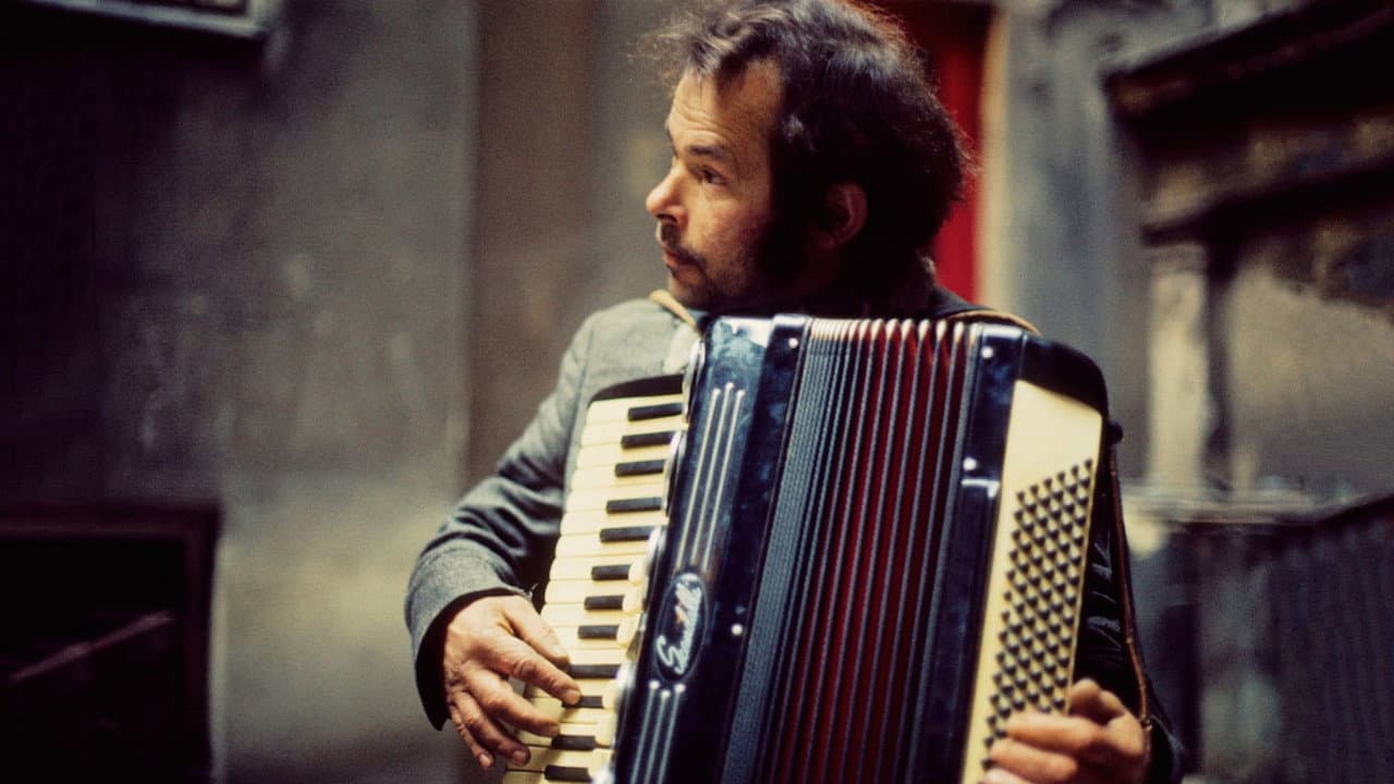 Stroszek still 2