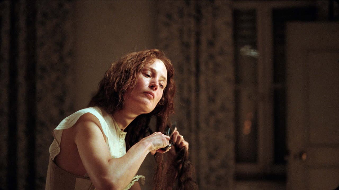 Corsage still 8