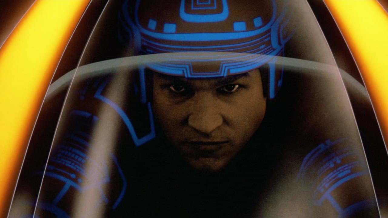 Tron still 6