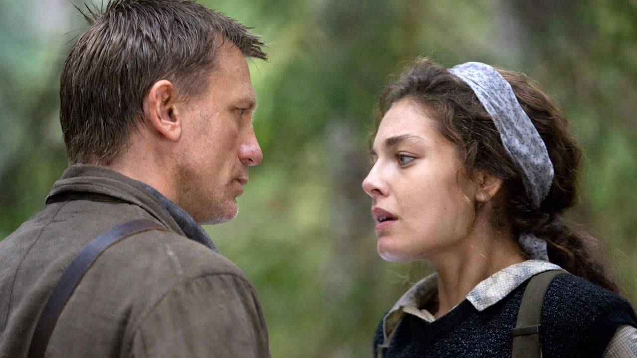 Defiance still 4