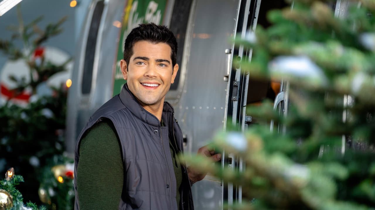 Christmas Under the Stars still 5