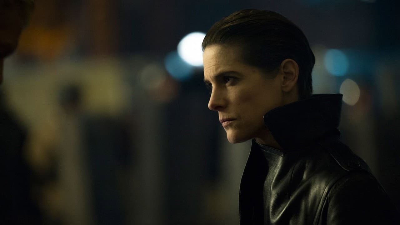 Ares still 4