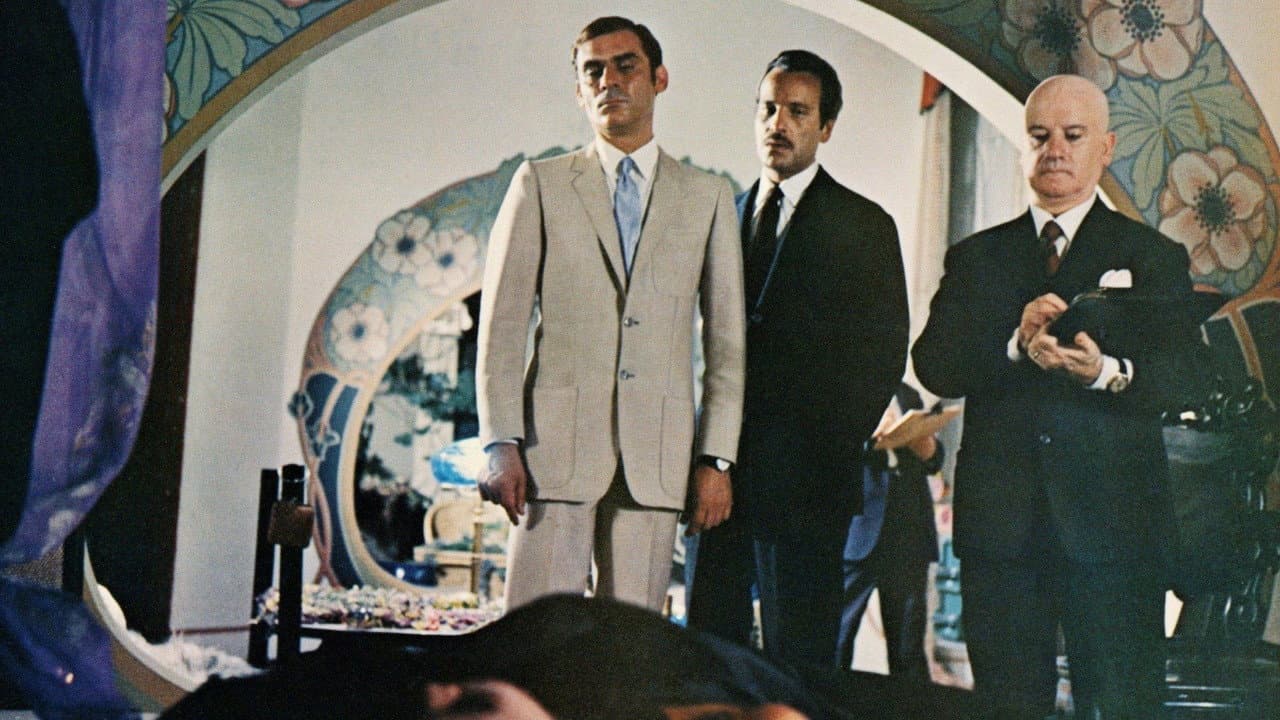 Investigation of a Citizen Above Suspicion still 8