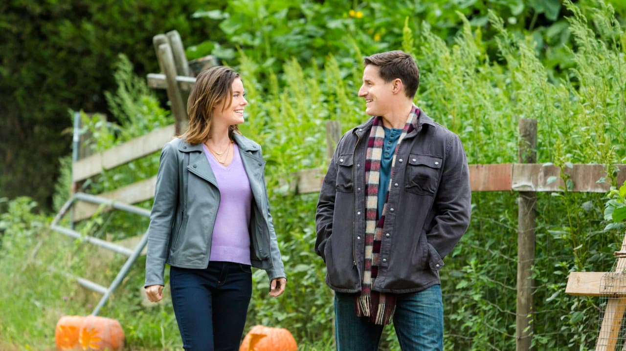 October Kiss still 5