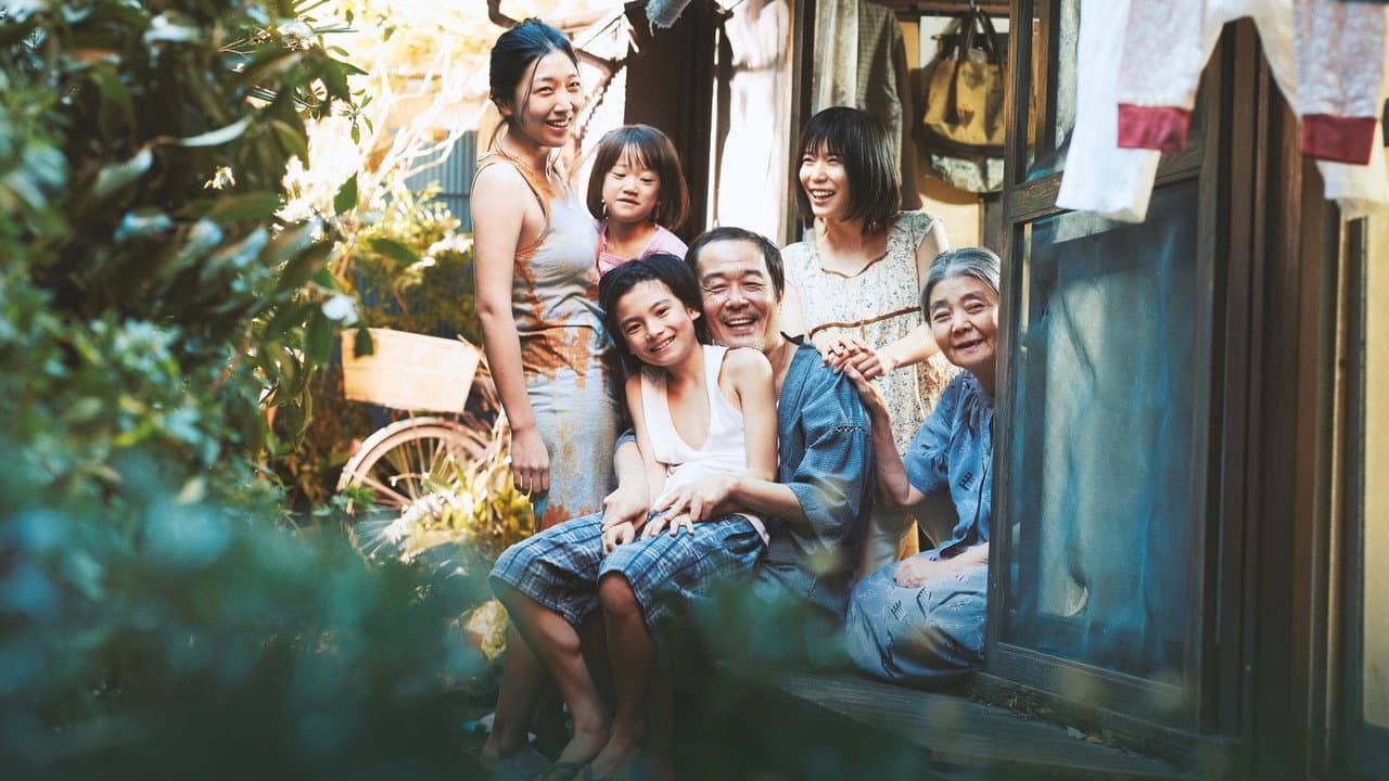 Shoplifters still 3