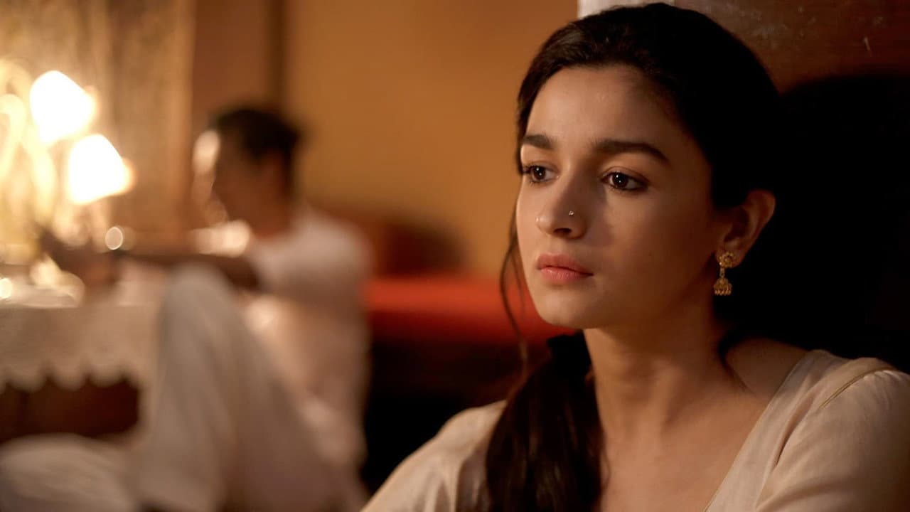 Raazi still 4