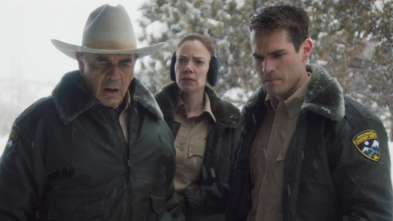 The Wolf of Snow Hollow still 4