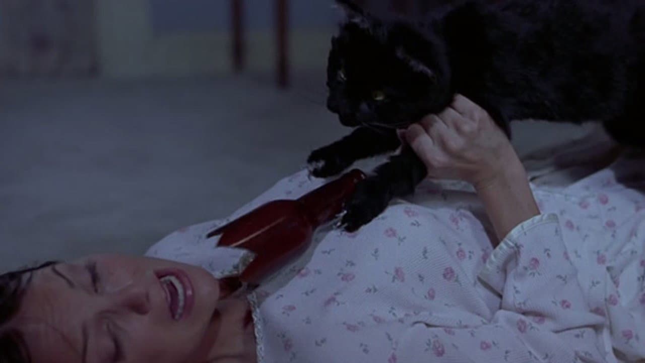 Scary Movie 2 still 8