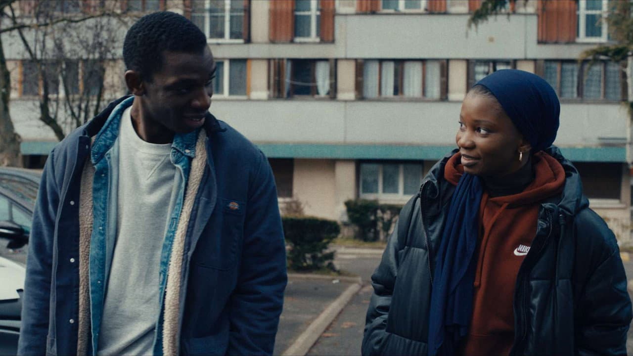 Les Indésirables still 2