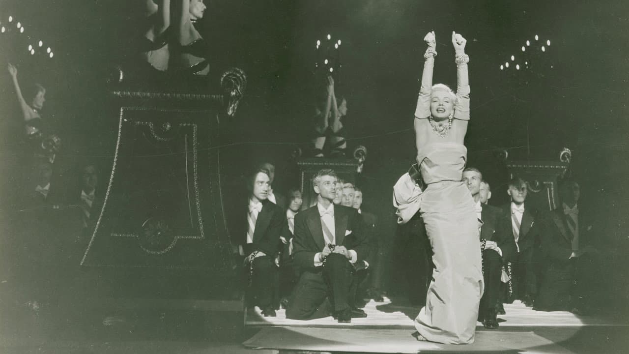 Gentlemen Prefer Blondes still 4