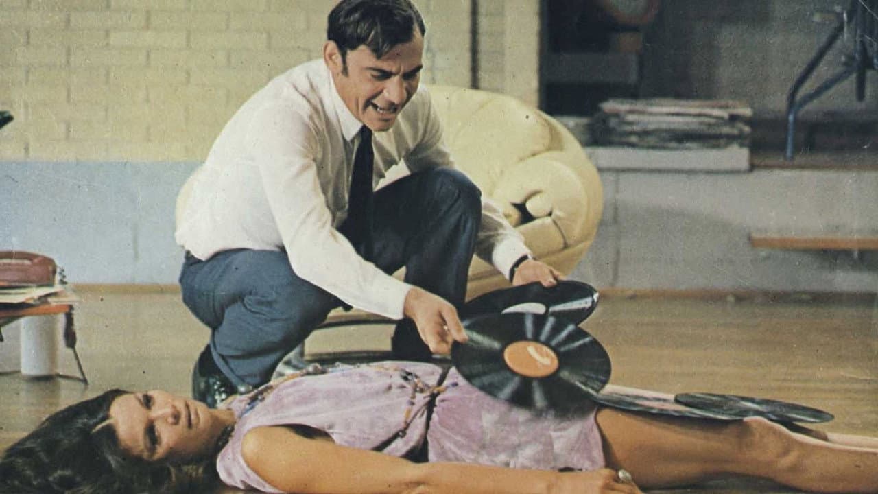 Investigation of a Citizen Above Suspicion still 7