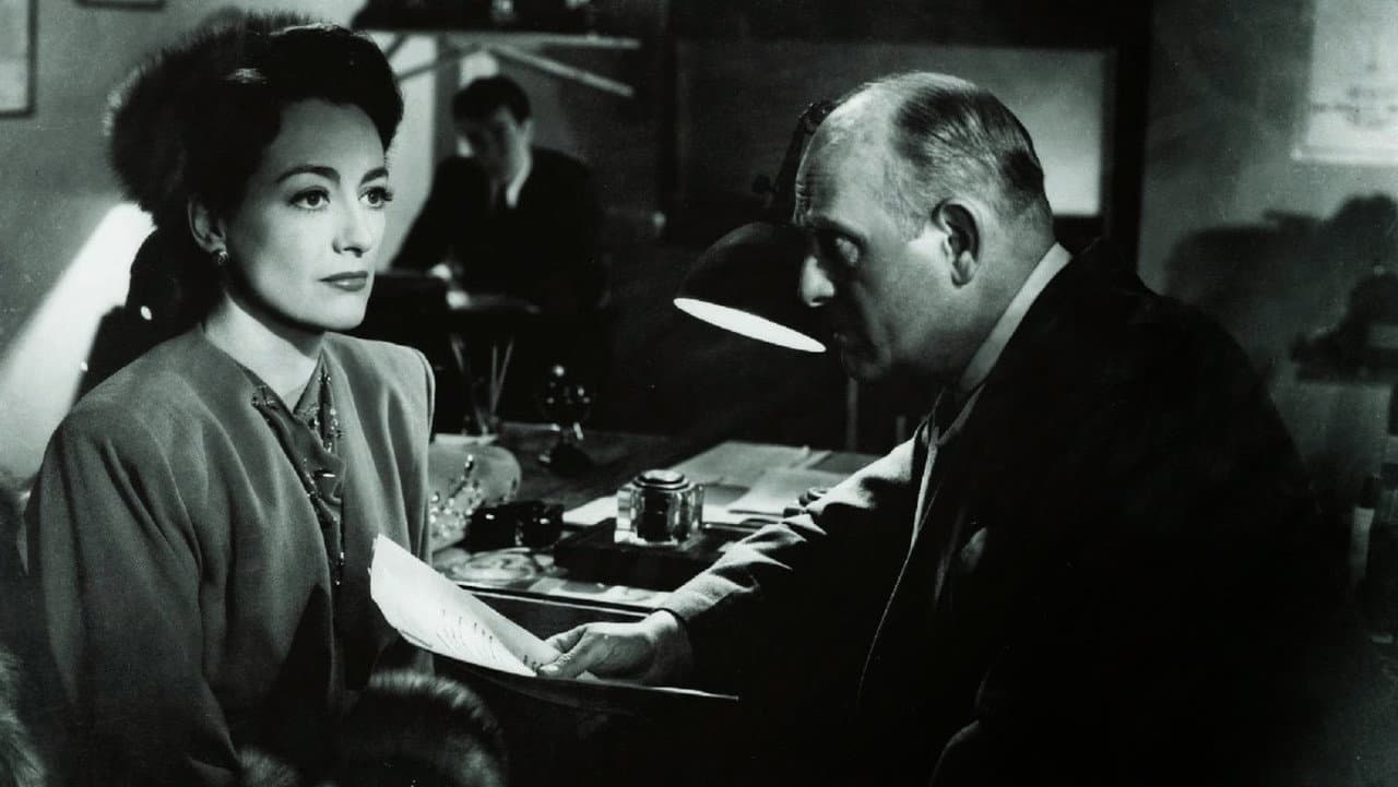 Mildred Pierce still 5