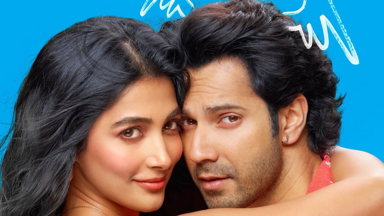 Hai Jawani Toh Ishq Hona Hai still 2