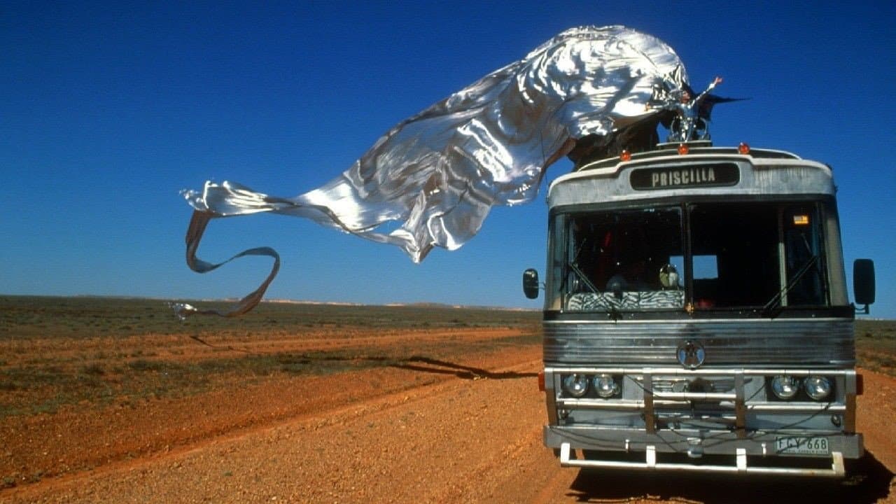 The Adventures of Priscilla, Queen of the Desert still 3