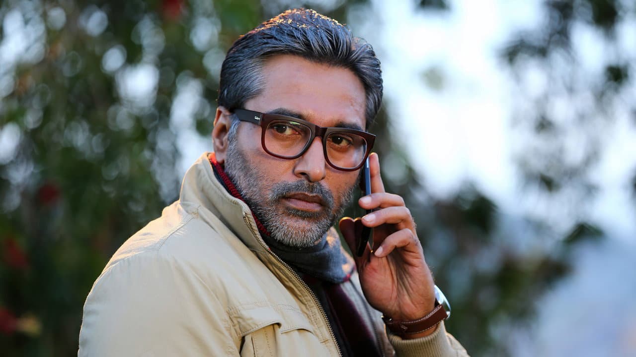 Dhuruvangal Pathinaaru still 2