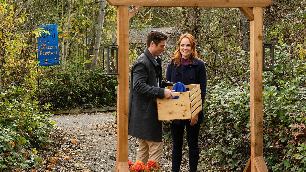Love on Harbor Island still 4