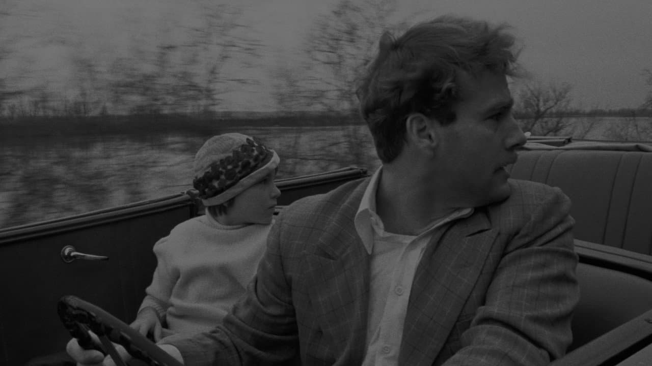 Paper Moon still 3