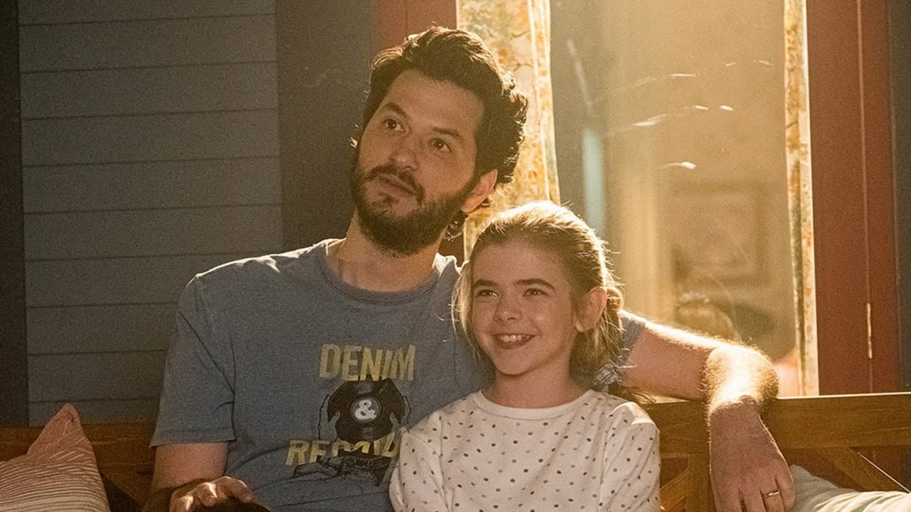Flora & Ulysses still 3