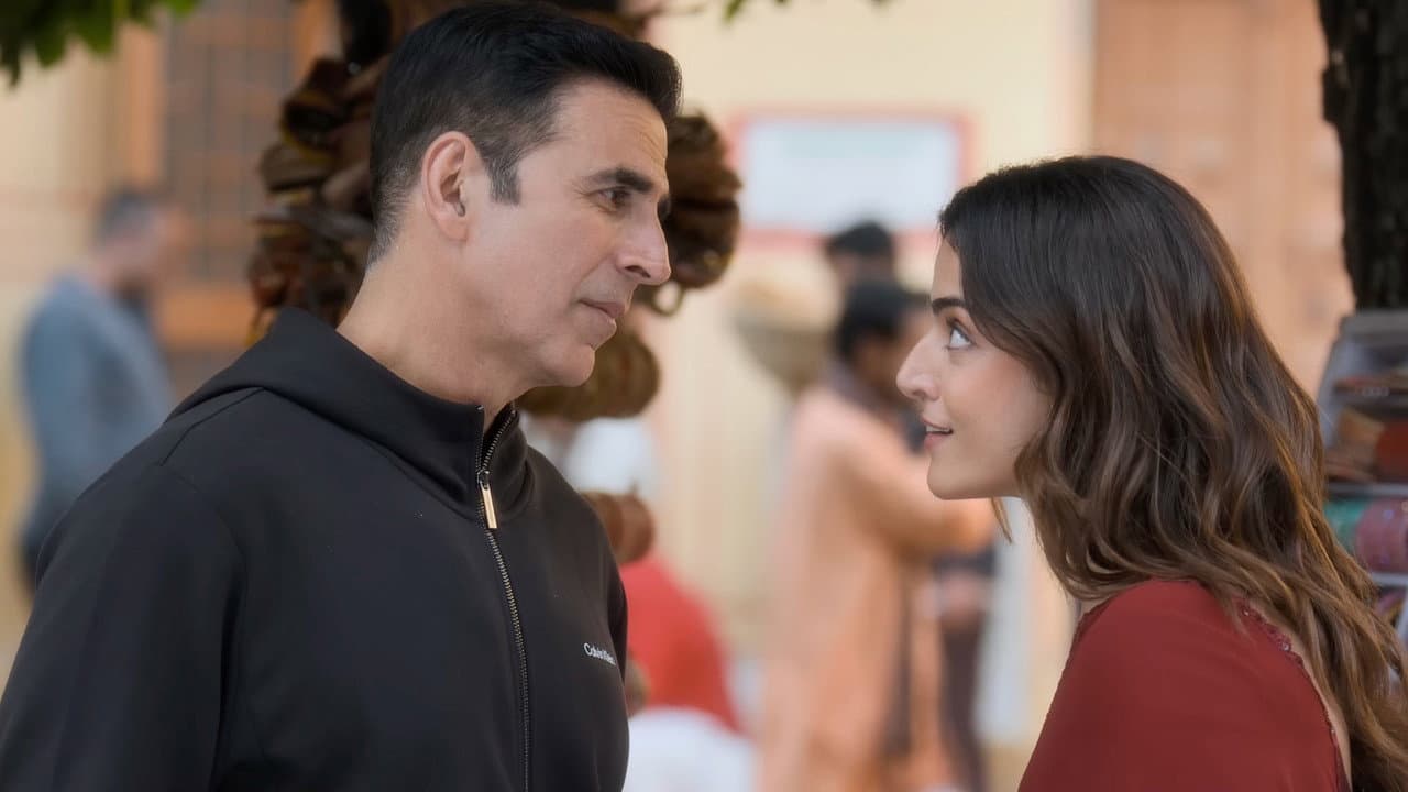 Bhooth Bangla Review: Akshay's Hilarious Spooky Return still 4