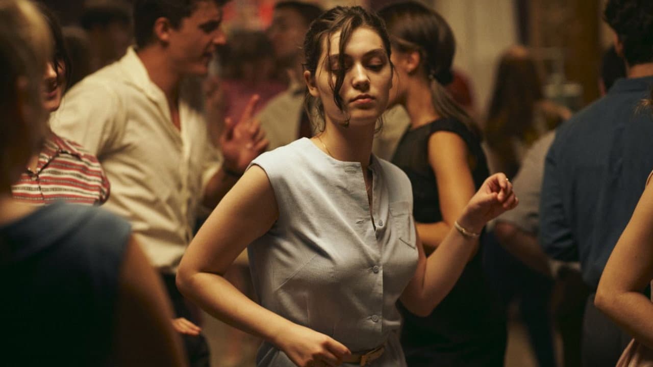 Happening still 6