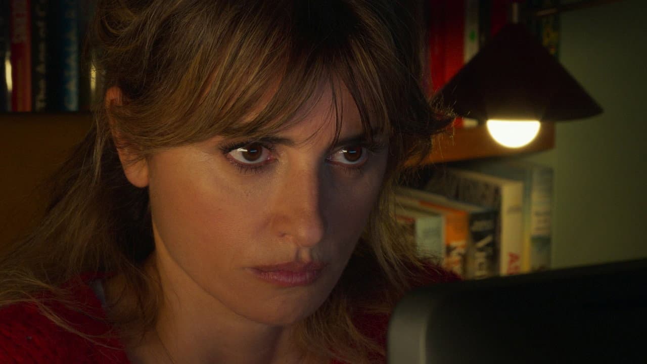 Parallel Mothers still 7