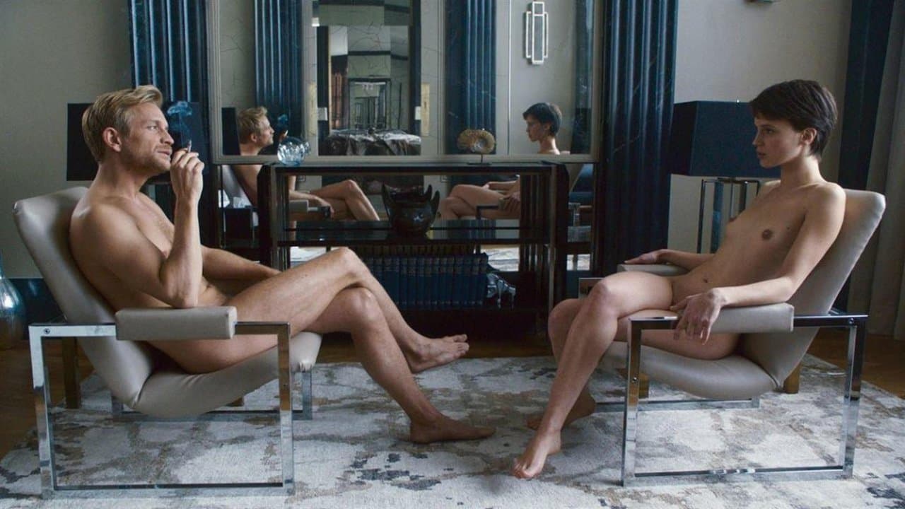 Double Lover still 4