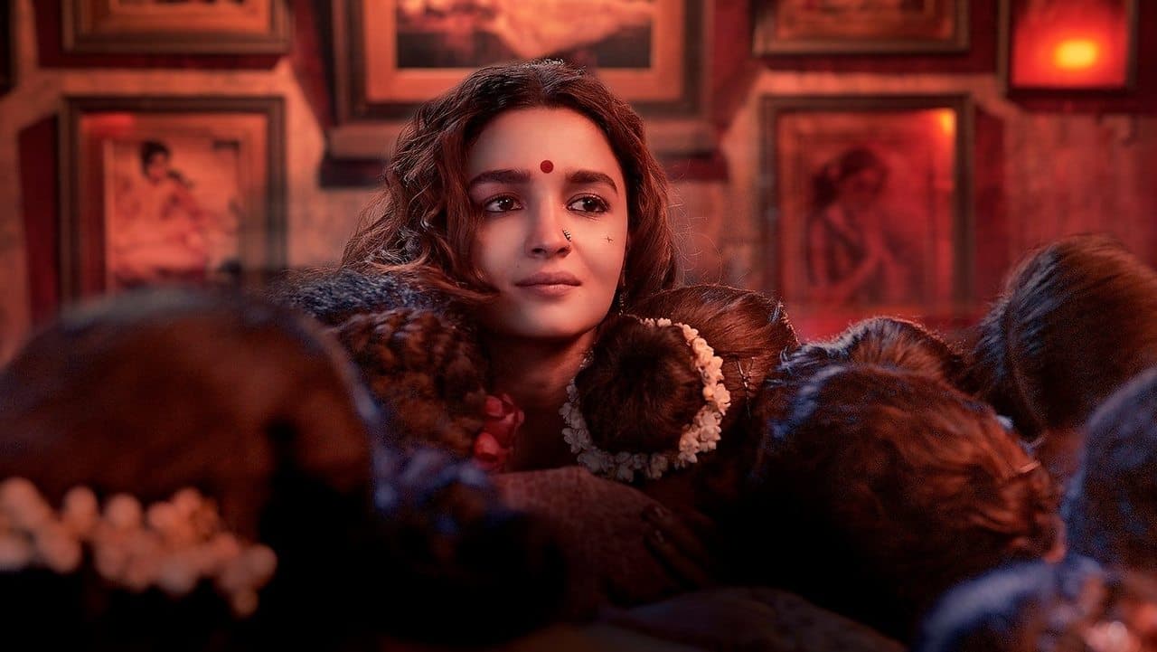 Gangubai Kathiawadi still 1